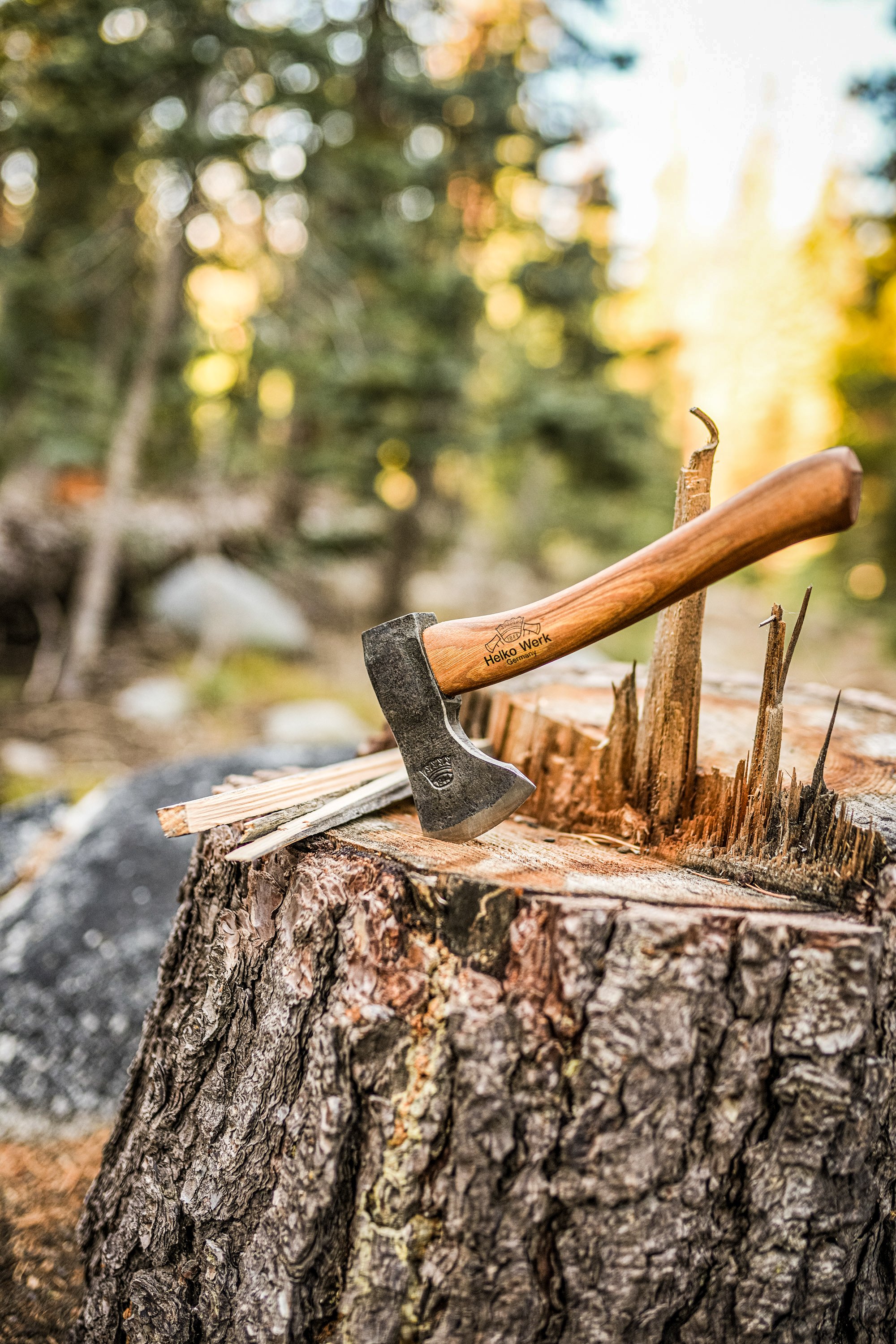 Wölfling Hatchet — Compact Ultralight One-Handed Axe — Helko North